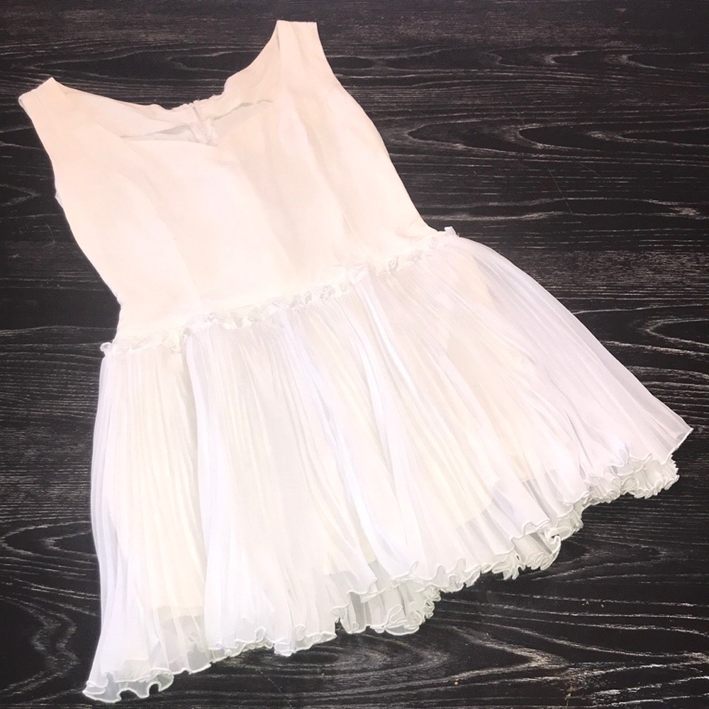 Max mara vintage underneath  pleaded dress.